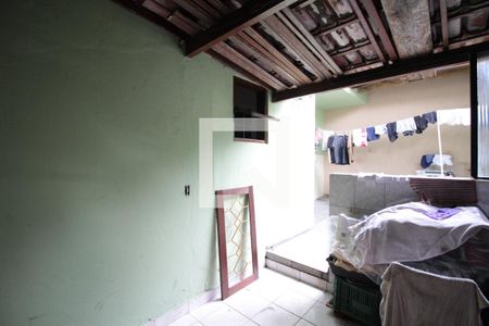 Casa à venda com 360m², 4 quartos e 2 vagasArea de Serviço