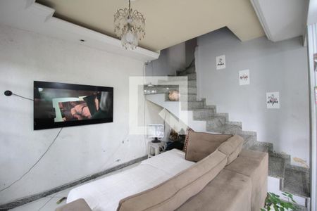 Sala de casa à venda com 4 quartos, 360m² em Floramar, Belo Horizonte