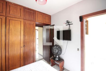 Suite de casa à venda com 4 quartos, 360m² em Floramar, Belo Horizonte