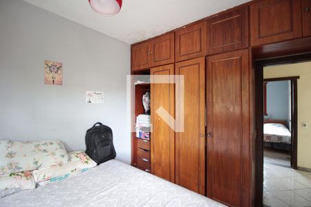 Suite de casa à venda com 4 quartos, 360m² em Floramar, Belo Horizonte