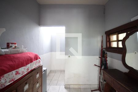 Casa à venda com 360m², 4 quartos e 2 vagasQuarto de Serviço