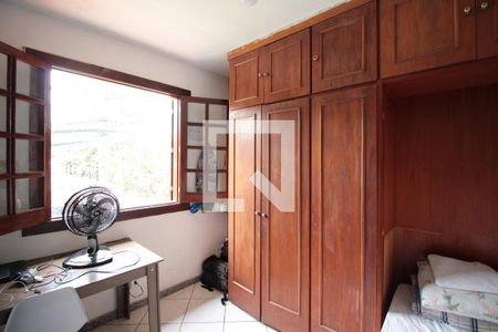 Casa à venda com 360m², 4 quartos e 2 vagasQuarto 2