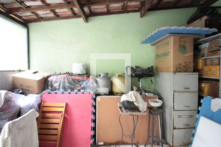 Casa à venda com 360m², 4 quartos e 2 vagasArea de Serviço