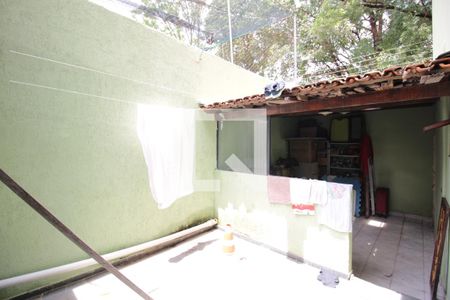 Casa à venda com 360m², 4 quartos e 2 vagasArea de Serviço