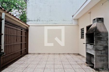 Casa para alugar com 70m², 2 quartos e 2 vagas Casa para alugar com 70m², 2 quartos e 2 vagasÁrea externa