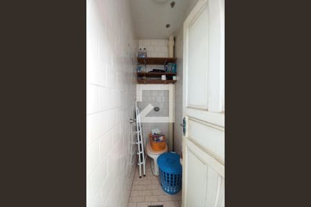 Casa à venda com 160m², 3 quartos e 4 vagasBanheiro de Serviço