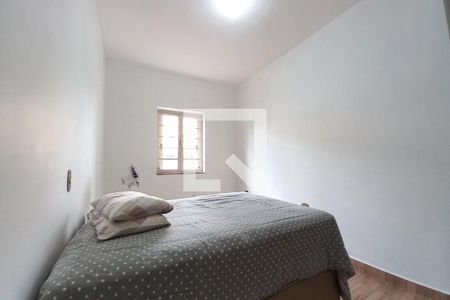 Casa à venda com 160m², 3 quartos e 4 vagasQuarto 2 - Suíte