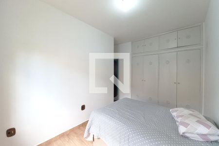 Casa à venda com 160m², 3 quartos e 4 vagasQuarto 2 - Suíte