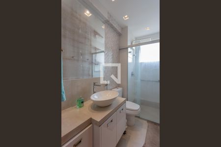 Apartamento à venda com 204m², 3 quartos e 3 vagasBanheiro da Suíte