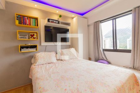 Apartamento à venda com 75m², 2 quartos e 1 vagaQuarto Suíte 1