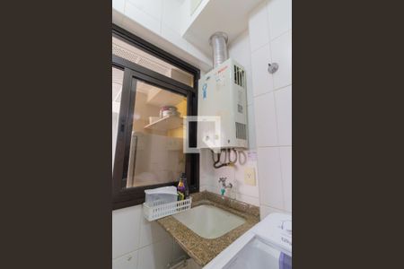 Apartamento à venda com 75m², 2 quartos e 1 vagaÁrea de Serviço
