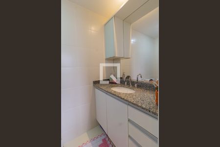 Apartamento à venda com 75m², 2 quartos e 1 vagaBanheiro da Suíte