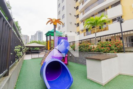 Apartamento à venda com 75m², 2 quartos e 1 vagaPlayground