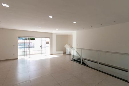 Sala 2 de casa à venda com 5 quartos, 351m² em Novo Eldorado, Contagem