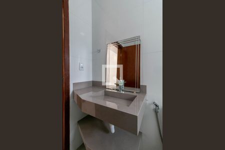 Casa para alugar com 351m², 5 quartos e 2 vagas Casa para alugar com 351m², 5 quartos e 2 vagasBanheiro Social