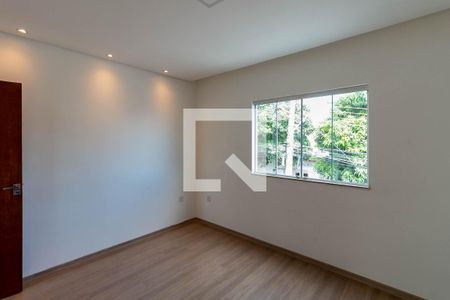 Casa para alugar com 351m², 5 quartos e 2 vagas Casa para alugar com 351m², 5 quartos e 2 vagasQuarto 2