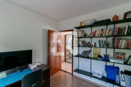 Casa para alugar com 351m², 5 quartos e 2 vagas Casa para alugar com 351m², 5 quartos e 2 vagasQuarto 1