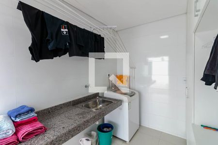 Casa para alugar com 351m², 5 quartos e 2 vagas Casa para alugar com 351m², 5 quartos e 2 vagasÁrea de Serviço