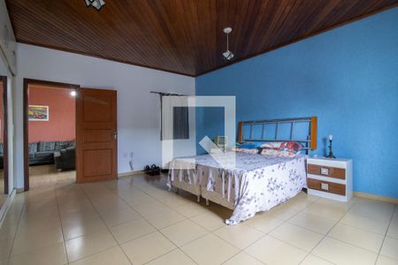 Casa à venda com 570m², 5 quartos e 4 vagas Casa à venda com 570m², 5 quartos e 4 vagasSuite