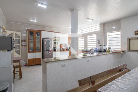 Casa à venda com 570m², 5 quartos e 4 vagas Casa à venda com 570m², 5 quartos e 4 vagasCozinha