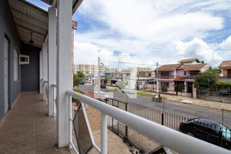 Casa à venda com 570m², 5 quartos e 4 vagas Casa à venda com 570m², 5 quartos e 4 vagasVaranda