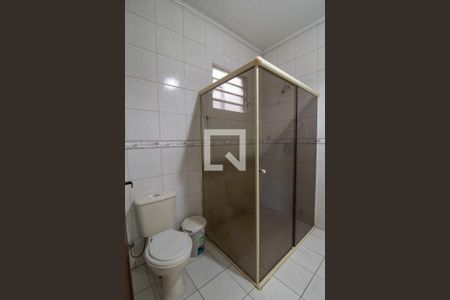 Casa à venda com 570m², 5 quartos e 4 vagas Casa à venda com 570m², 5 quartos e 4 vagasBanheiro 3