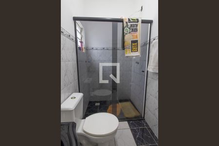 Casa à venda com 570m², 5 quartos e 4 vagas Casa à venda com 570m², 5 quartos e 4 vagasBanheiro 4