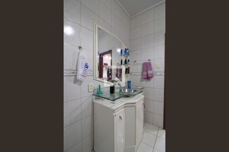 Casa à venda com 570m², 5 quartos e 4 vagas Casa à venda com 570m², 5 quartos e 4 vagasBanheiro 3