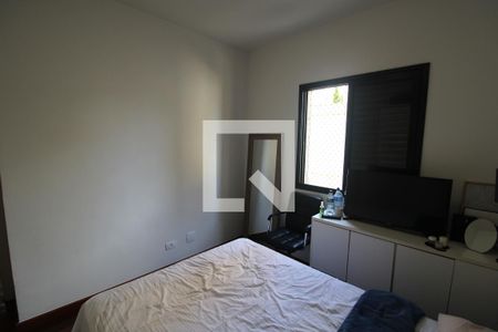 Apartamento à venda com 130m², 3 quartos e 2 vagasQuarto 3