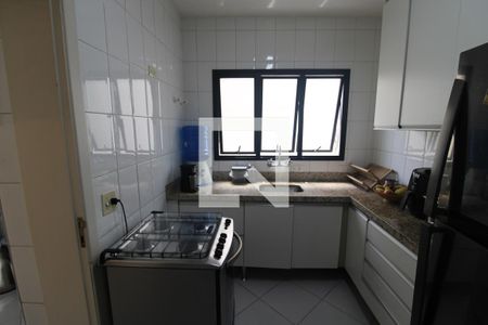 Apartamento à venda com 130m², 3 quartos e 2 vagasCozinha