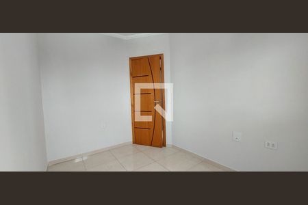 Apartamento para alugar com 75m², 3 quartos e 2 vagasQuarto 2