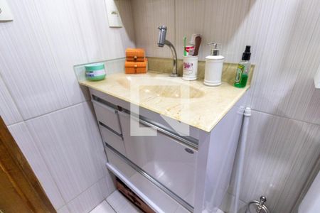 Casa à venda com 500m², 4 quartos e 8 vagasBanheiro da Suíte