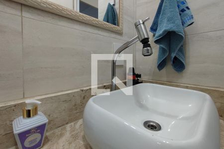 Casa de condomínio à venda com 72m², 2 quartos e 1 vagaBanheiro