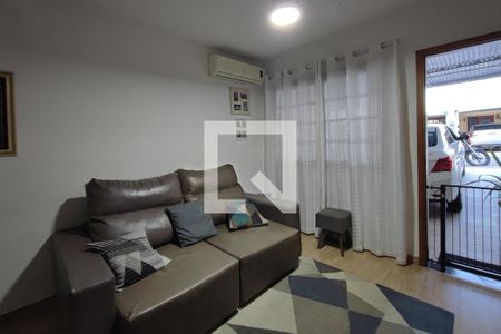 Sala de casa de condomínio à venda com 2 quartos, 72m² em Vila Maria Eugênia, Campinas