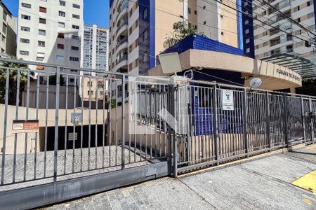 Apartamento para alugar com 67m², 2 quartos e 2 vagas Apartamento para alugar com 67m², 2 quartos e 2 vagasFachada