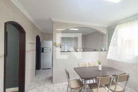 Casa para alugar com 100m², 3 quartos e 2 vagas Casa para alugar com 100m², 3 quartos e 2 vagasCozinha