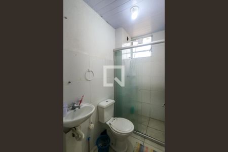 Banheiro de apartamento à venda com 2 quartos, 60m² em Angola, Betim