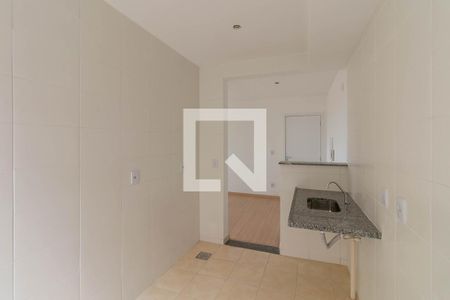 Apartamento para alugar com 95m², 2 quartos e 1 vaga Apartamento para alugar com 95m², 2 quartos e 1 vagaCozinha e Área de Serviço