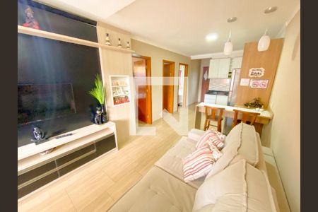 Sala de TV de apartamento para alugar com 3 quartos, 84m² em São João do Rio Vermelho, Florianópolis