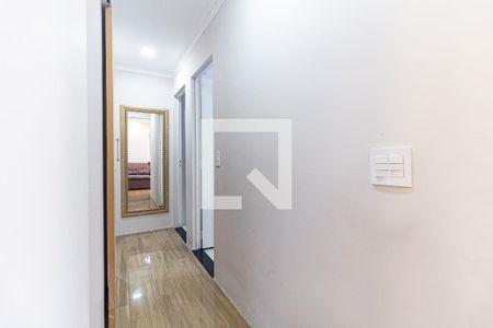 Corredor de apartamento à venda com 3 quartos, 69m² em Jardim Santa Emília, São Paulo