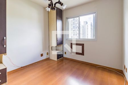 Dormitório 2 de apartamento para alugar com 3 quartos, 64m² em Jardim Carvalho, Porto Alegre
