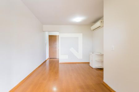 Sala de apartamento para alugar com 3 quartos, 64m² em Jardim Carvalho, Porto Alegre
