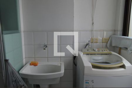 Apartamento à venda com 79m², 2 quartos e 1 vagaÁrea de Serviço