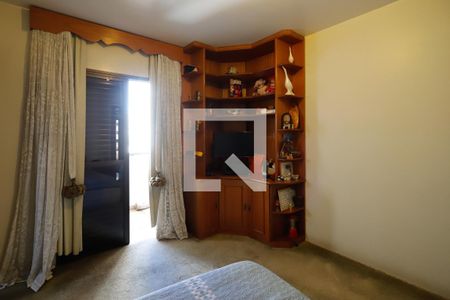 Apartamento à venda com 365m², 4 quartos e 4 vagasSuíte 2