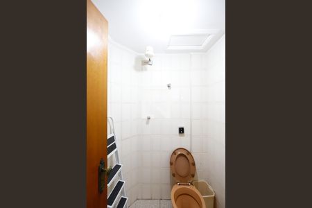 Apartamento à venda com 365m², 4 quartos e 4 vagasBanheiro de Serviço