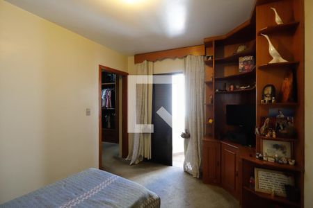 Apartamento à venda com 365m², 4 quartos e 4 vagasSuíte 2