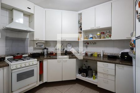 Apartamento à venda com 365m², 4 quartos e 4 vagasCozinha