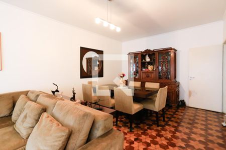 Casa à venda com 264m², 3 quartos e 2 vagasSala