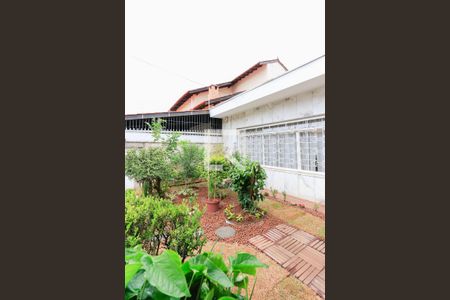 Casa à venda com 264m², 3 quartos e 2 vagasJardim