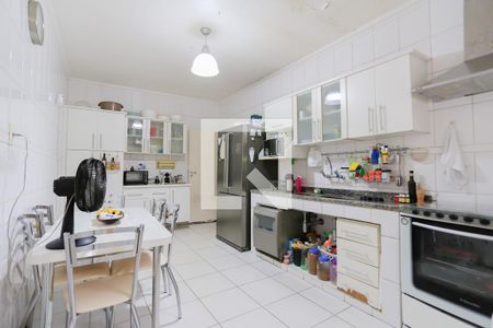 Casa à venda com 264m², 3 quartos e 2 vagasCozinha